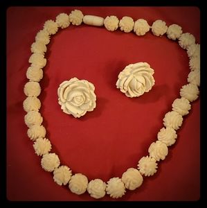 Vintage necklace and earrings set